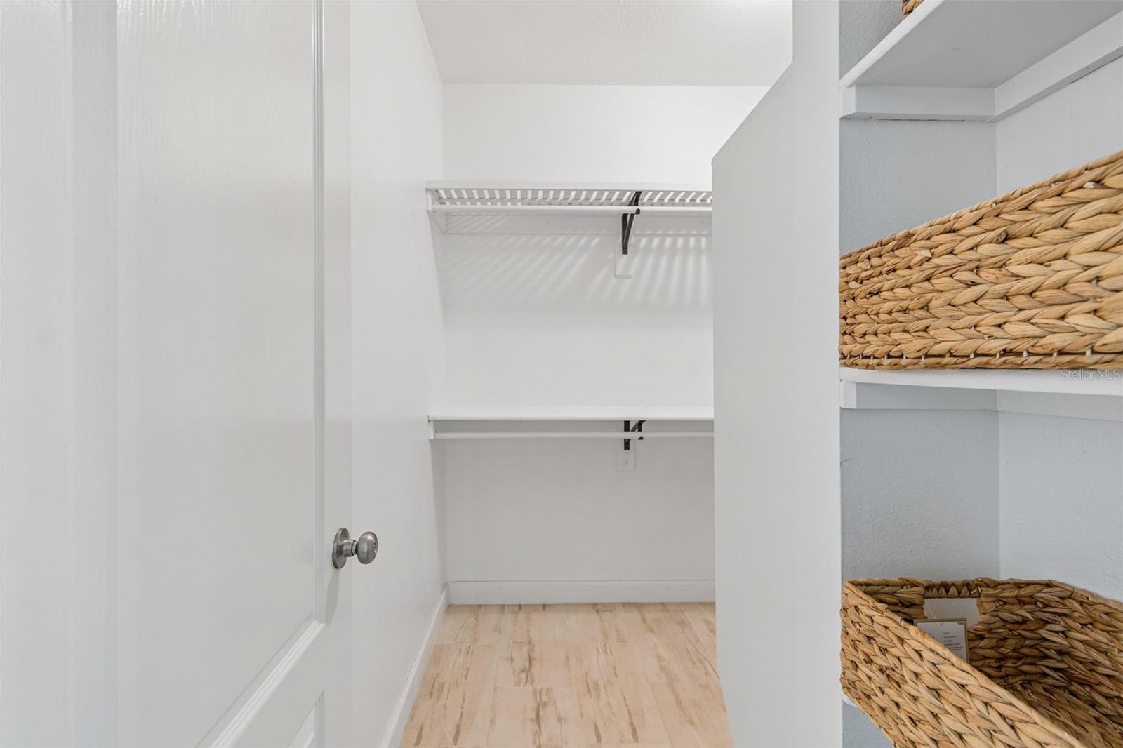 4627 TRAILS DR — photo 34