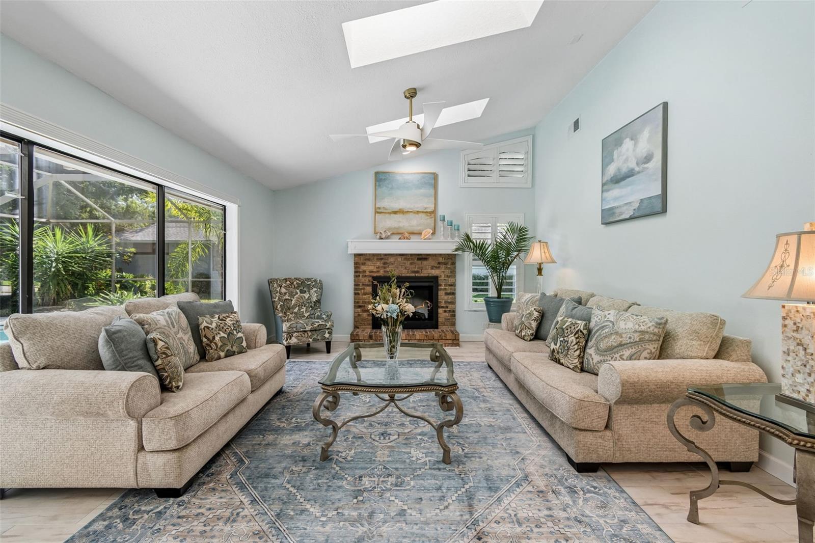 4627 TRAILS DR — photo 18