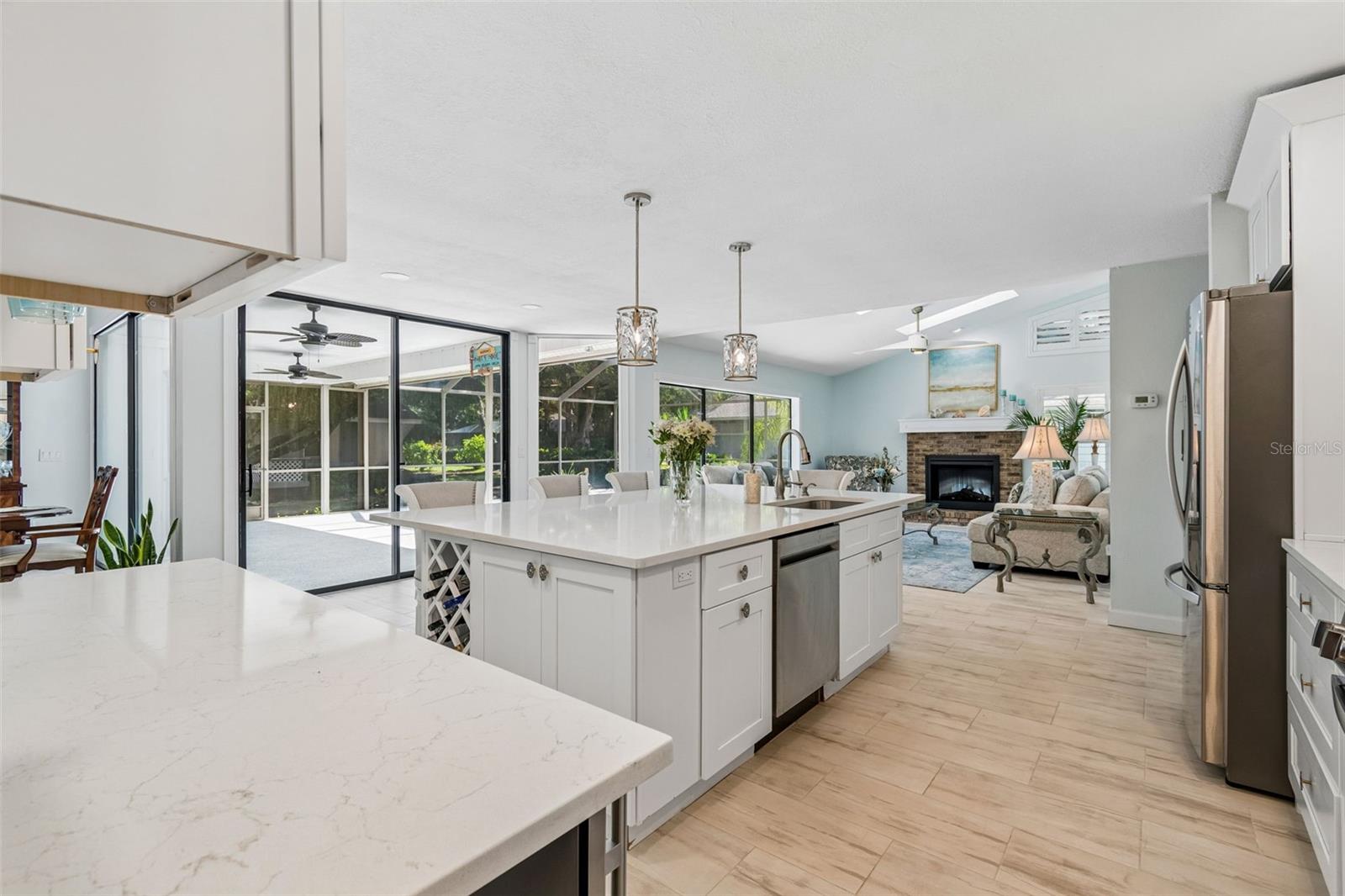 4627 TRAILS DR — photo 5