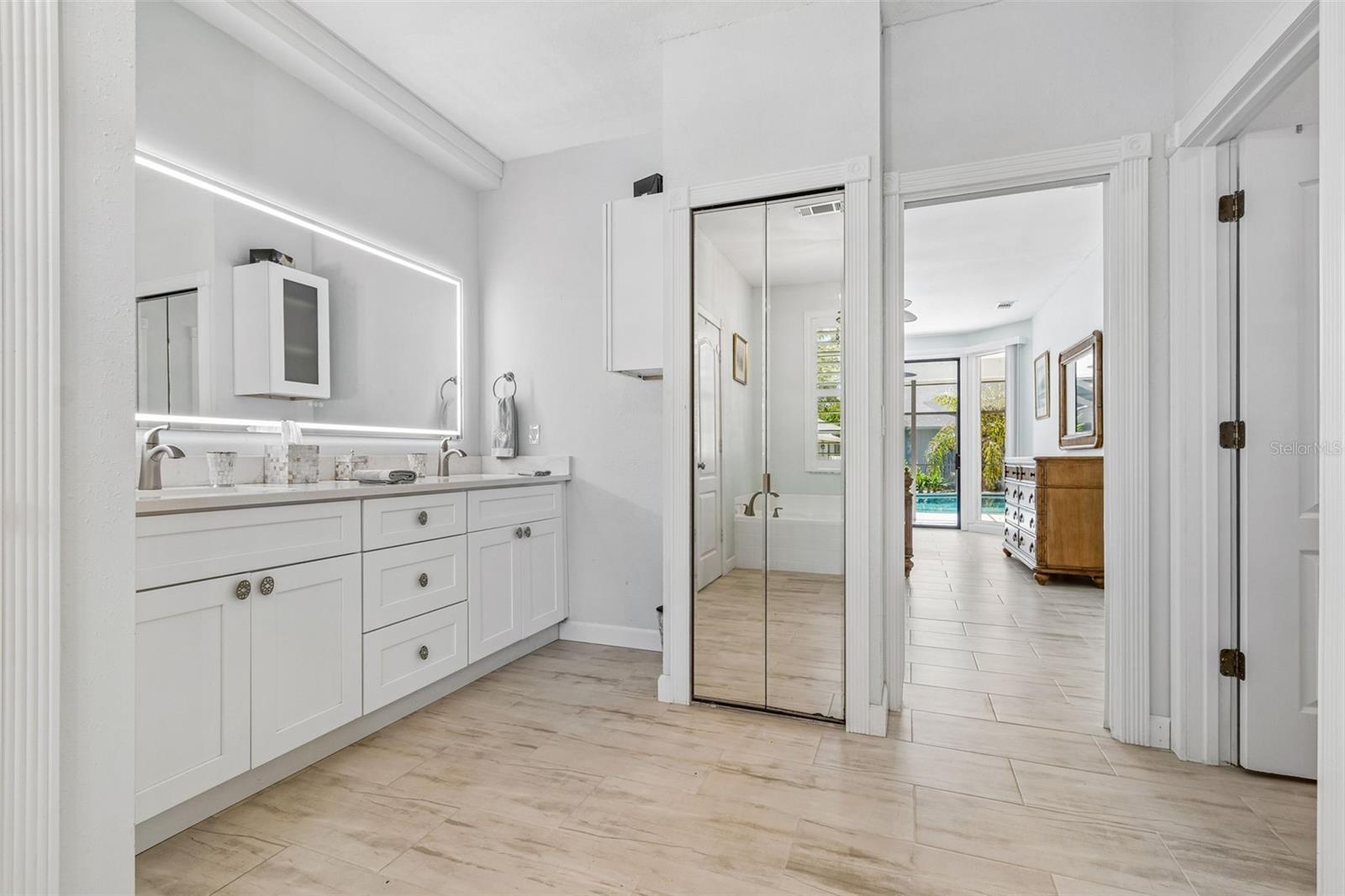 4627 TRAILS DR — photo 31