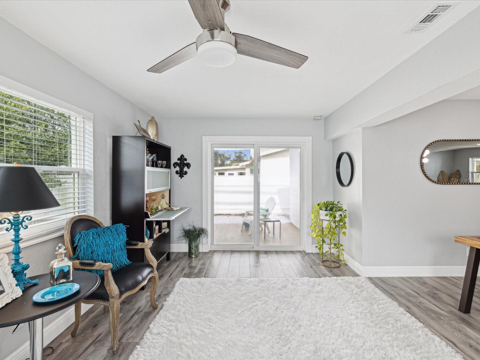 10264 OAKHURST RD — photo 18