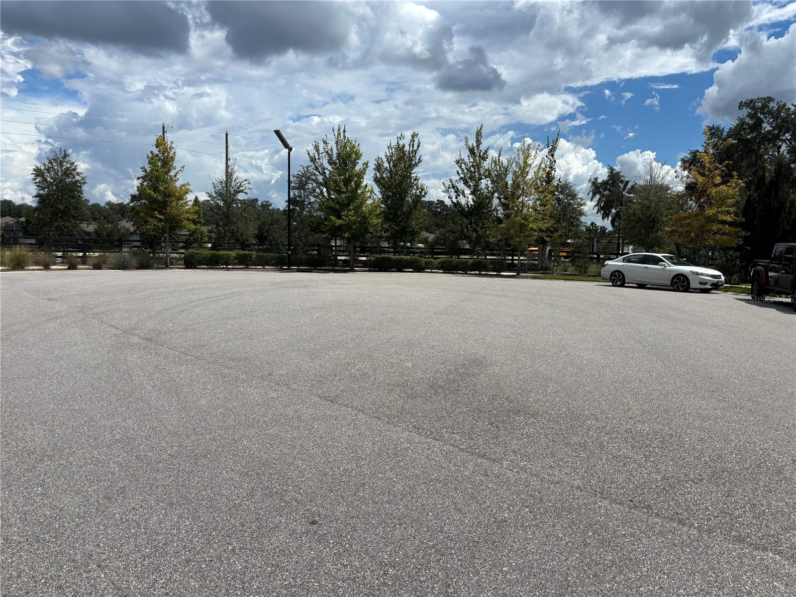 6417 TEN ACRE CT — photo 3