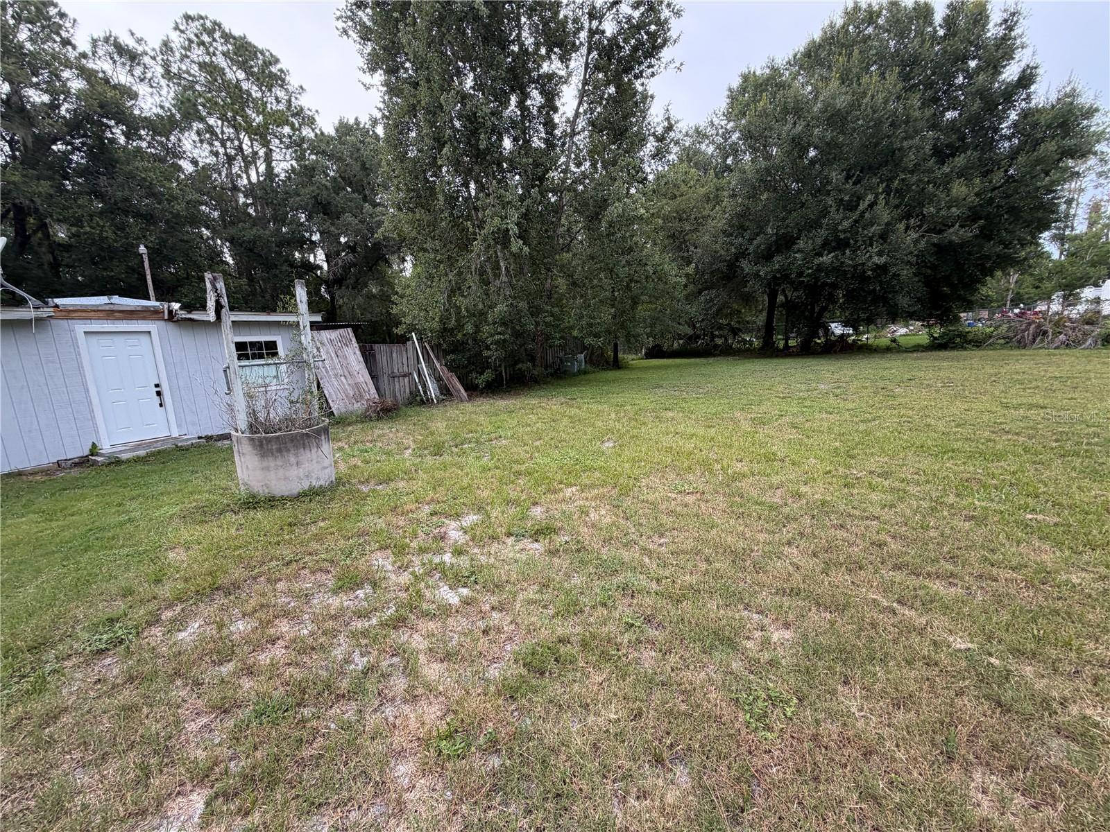 6900 ANGUS VALLEY DR — photo 4