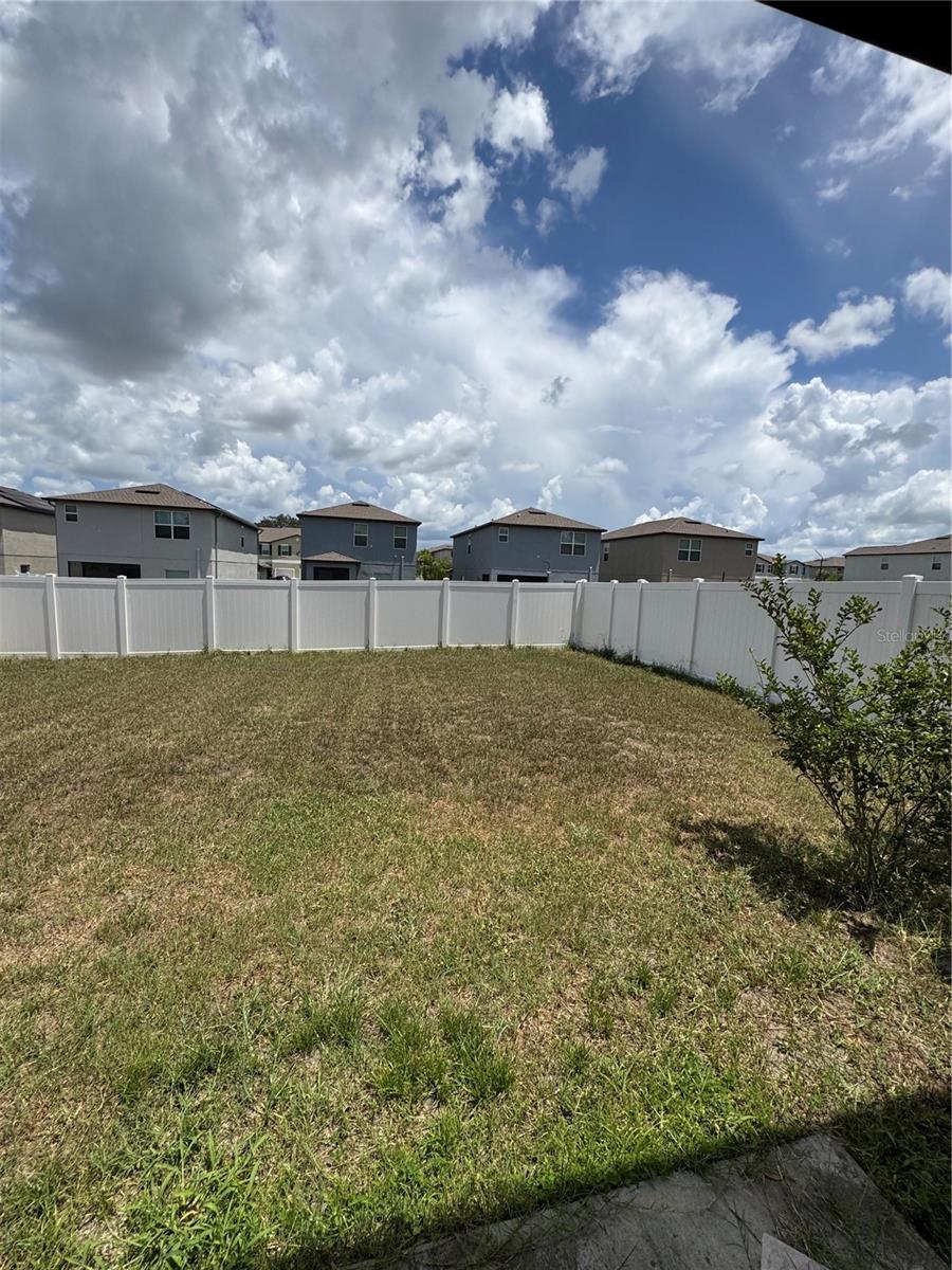 36569 SMITHFIELD LN — photo 28