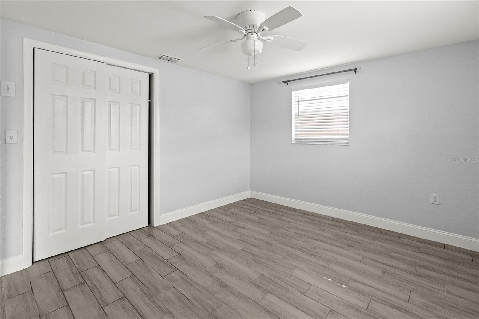 13916 SOMMERS AVE — photo 30