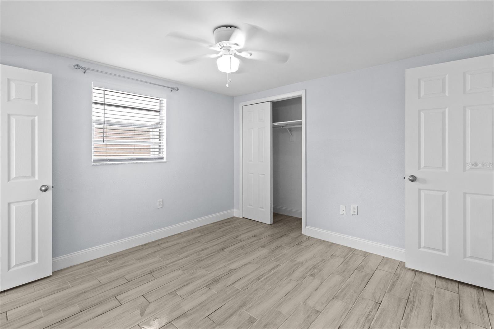 13916 SOMMERS AVE — photo 18