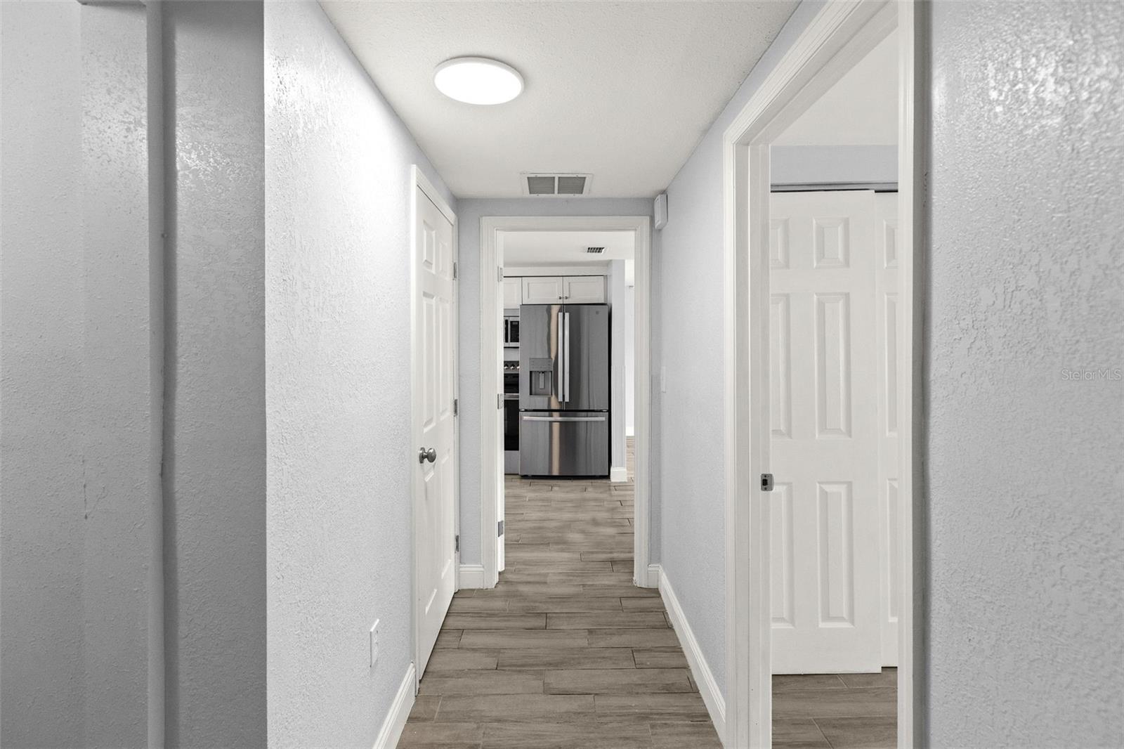 13916 SOMMERS AVE — photo 15