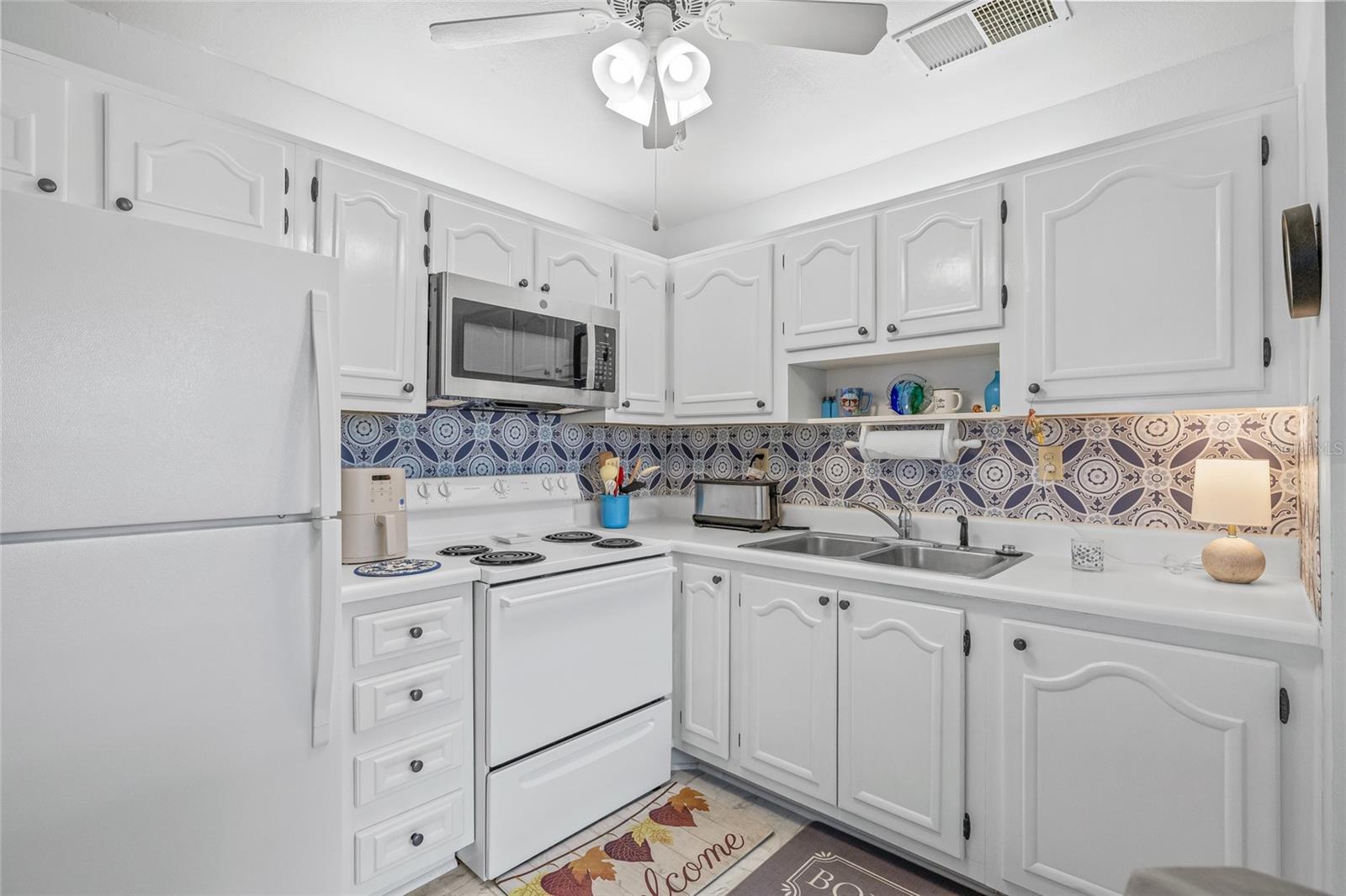 11923 BOYNTON LN #B — photo 11