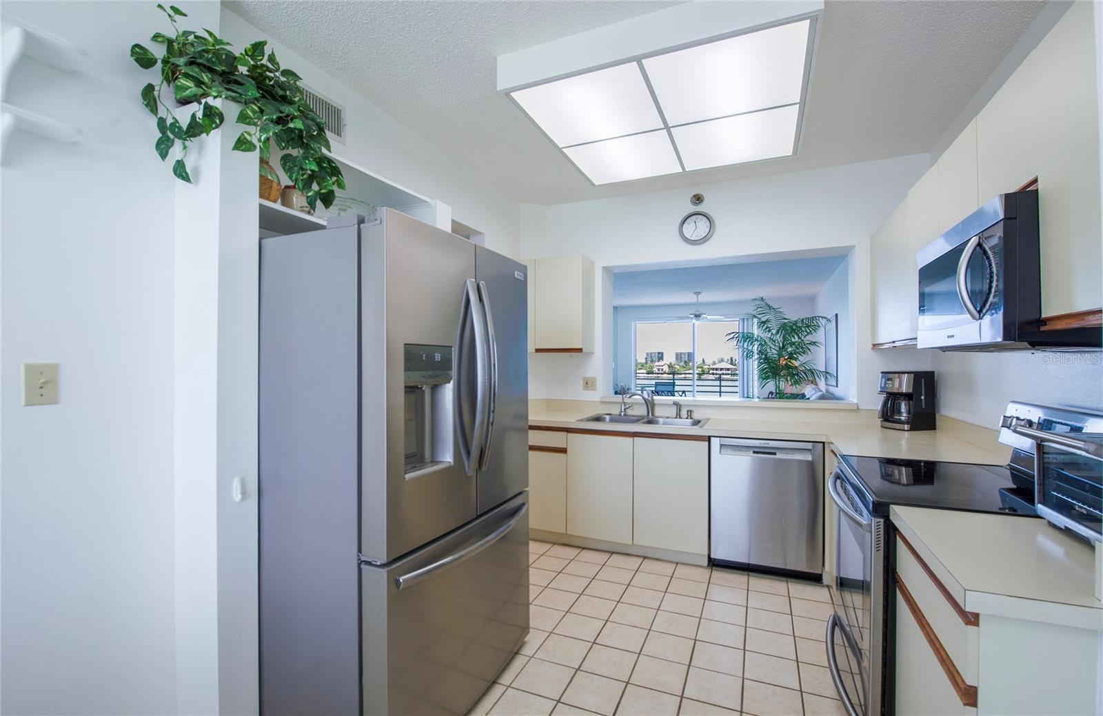 7984 SAILBOAT KEY BLVD S #303 — photo 15