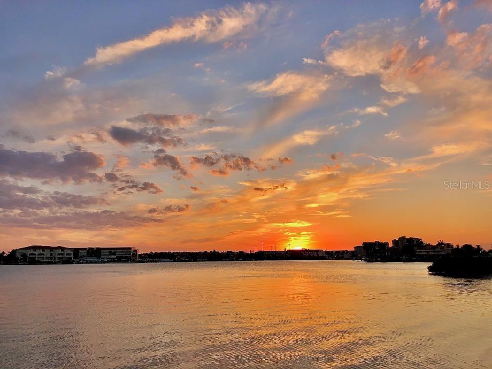 7984 SAILBOAT KEY BLVD S #303 — photo 37