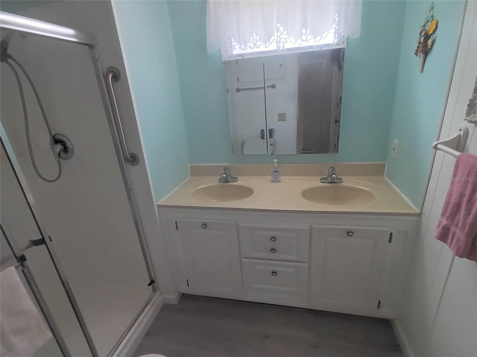 5119 GLEN ECHO AVE — photo 25