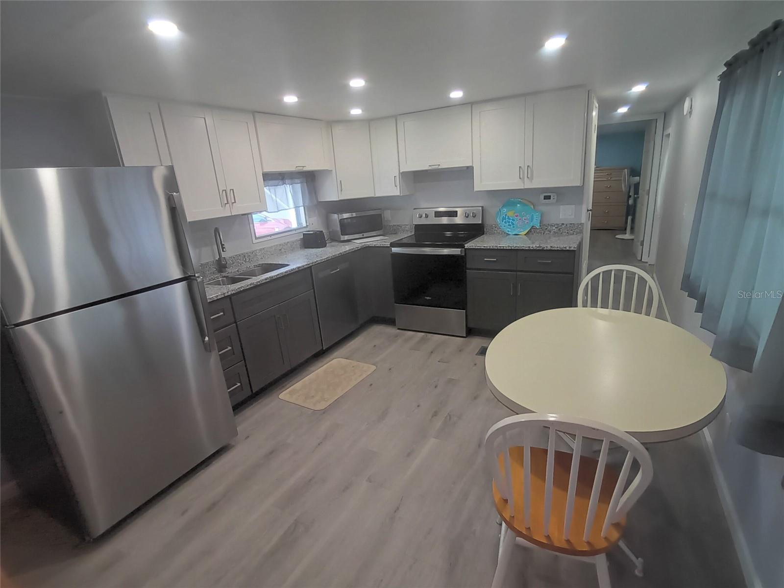 5119 GLEN ECHO AVE — photo 12