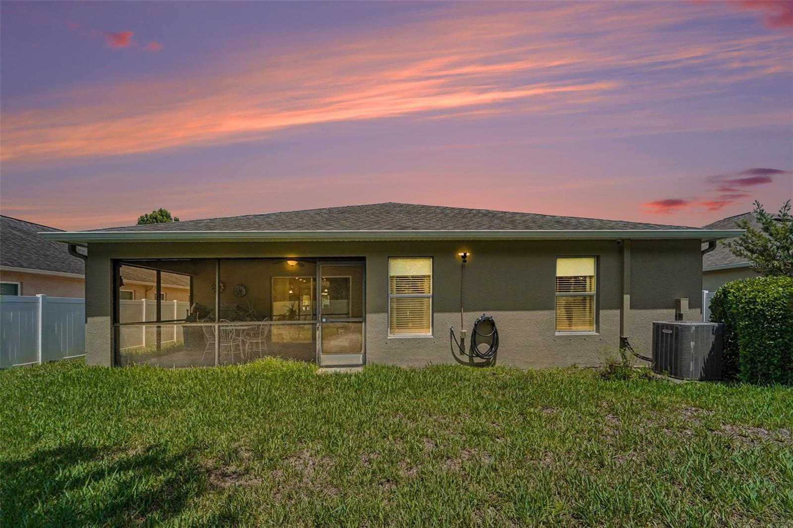 10048 IVES LOOP — photo 3