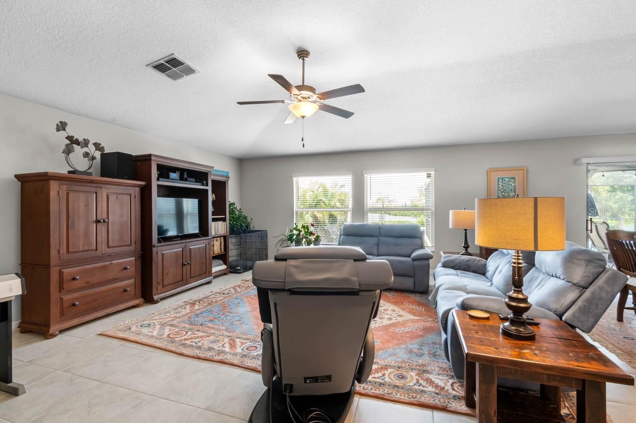 809 TIMELESS MOSS DR — photo 17