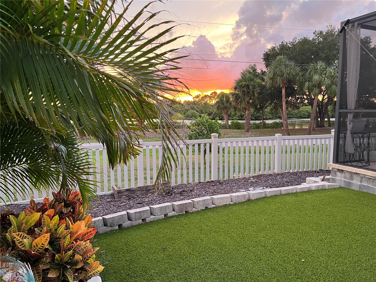 809 TIMELESS MOSS DR — photo 72