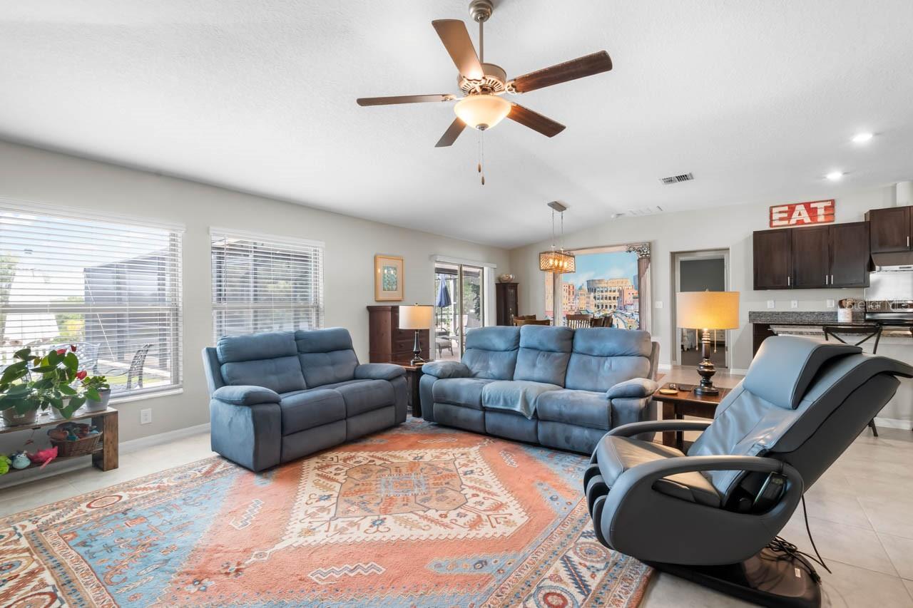 809 TIMELESS MOSS DR — photo 18