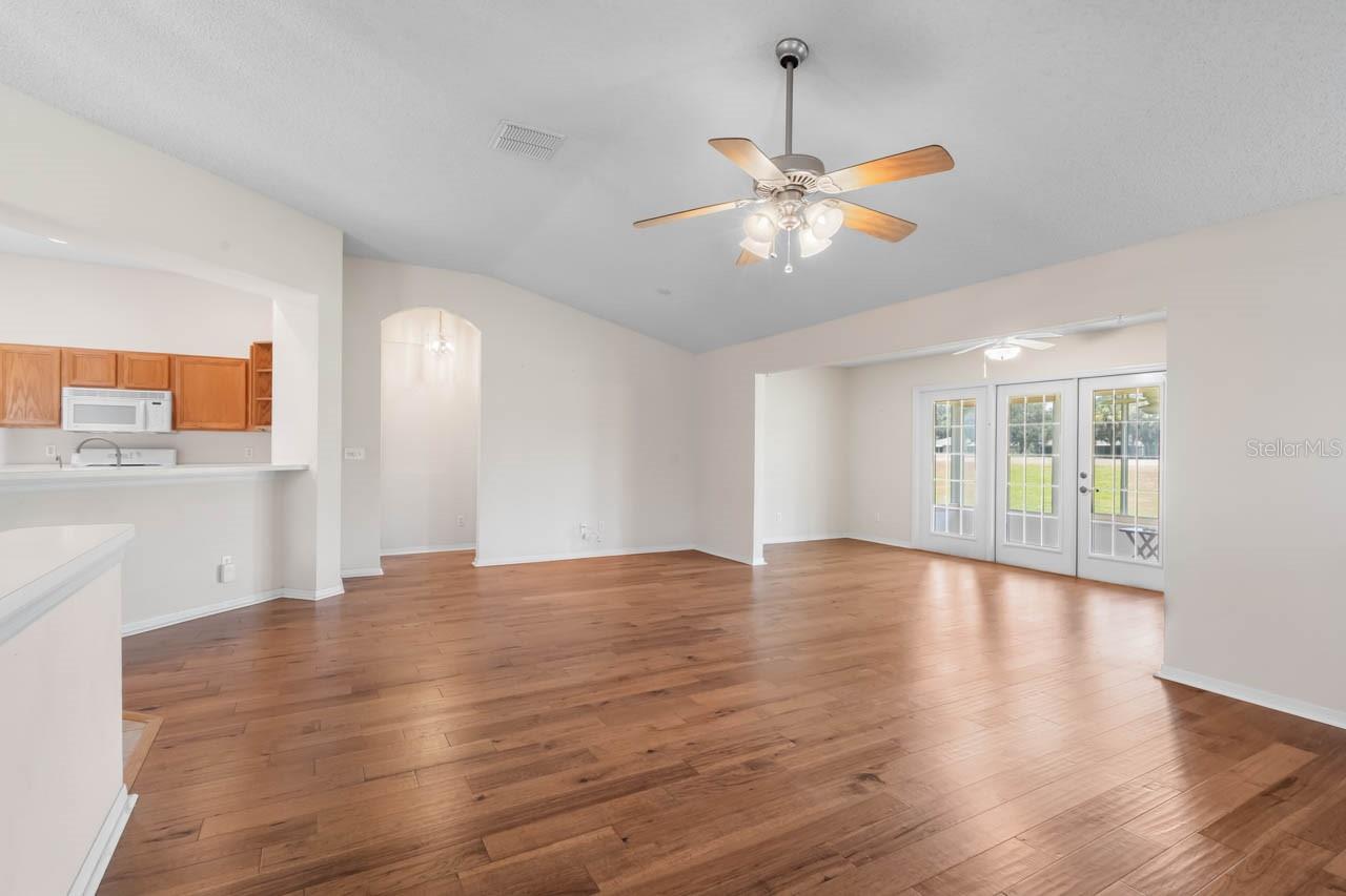 1148 CORINTH GREENS DR — photo 17
