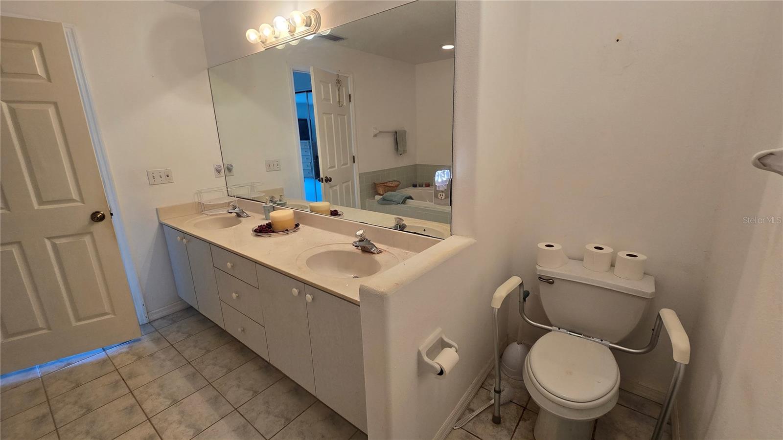 521 PINELLAS BAYWAY S #206 — photo 37
