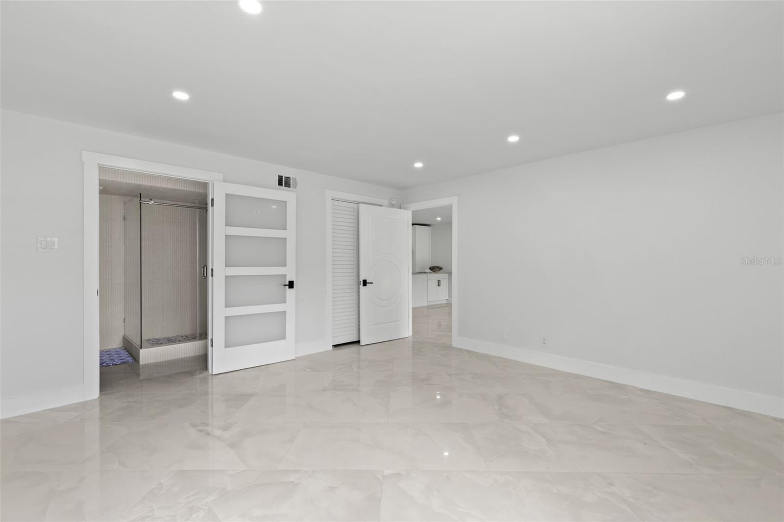 2614 COVE CAY DR #106 — photo 22