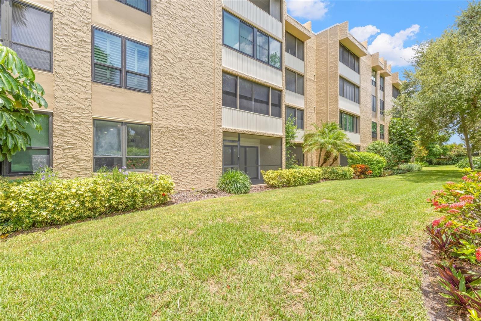 2614 COVE CAY DR #106 — photo 19