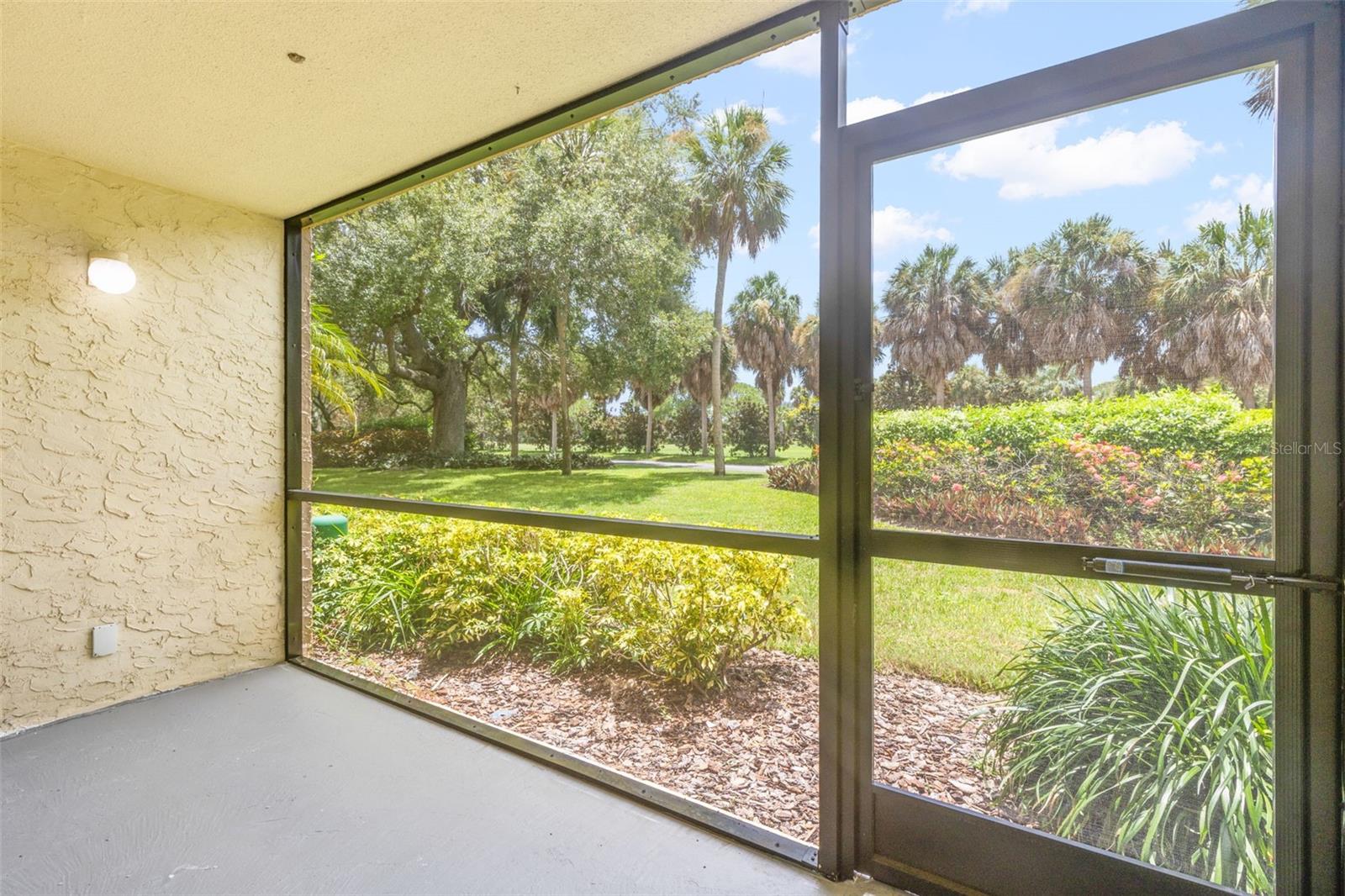 2614 COVE CAY DR #106 — photo 16