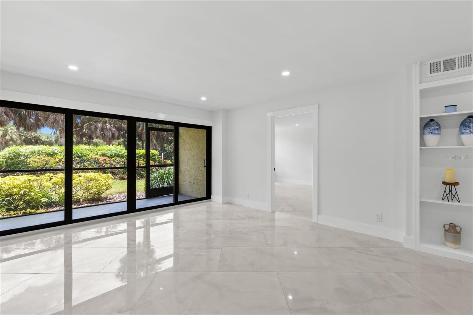 2614 COVE CAY DR #106 — photo 12
