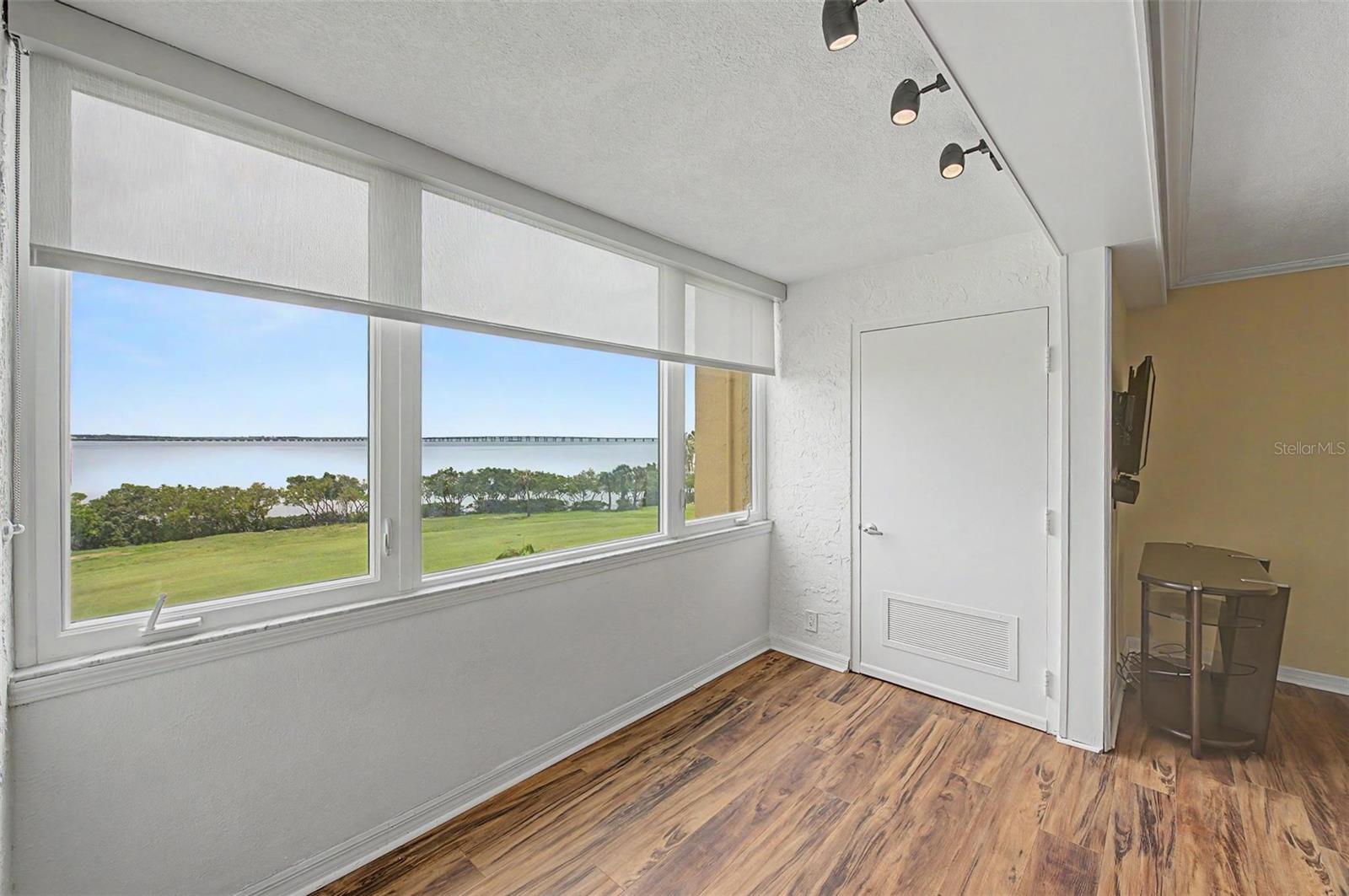 2618 COVE CAY DR #505 — photo 24