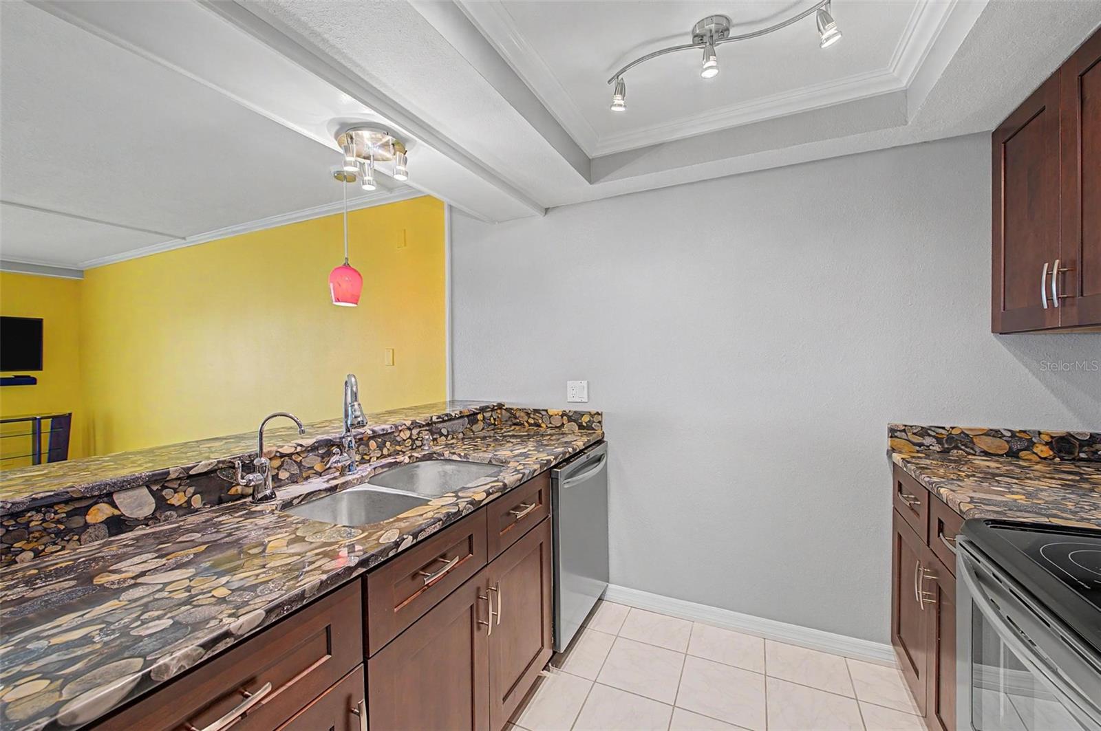 2618 COVE CAY DR #505 — photo 22