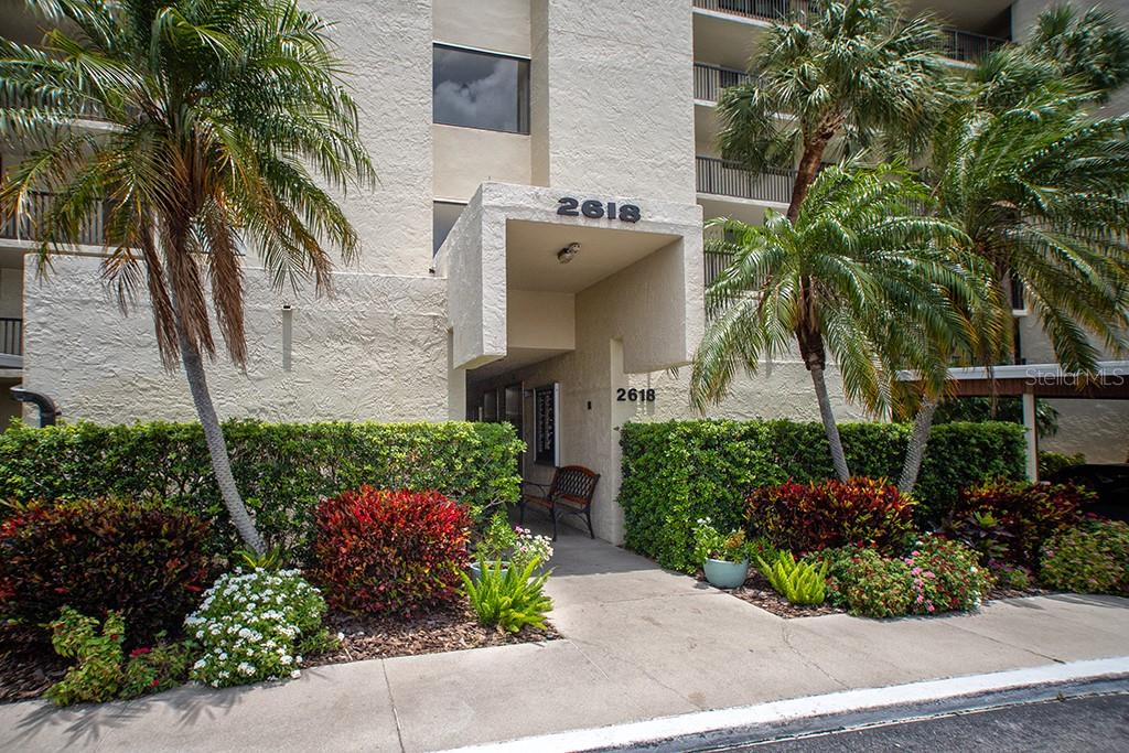 2618 COVE CAY DR #505 — photo 2
