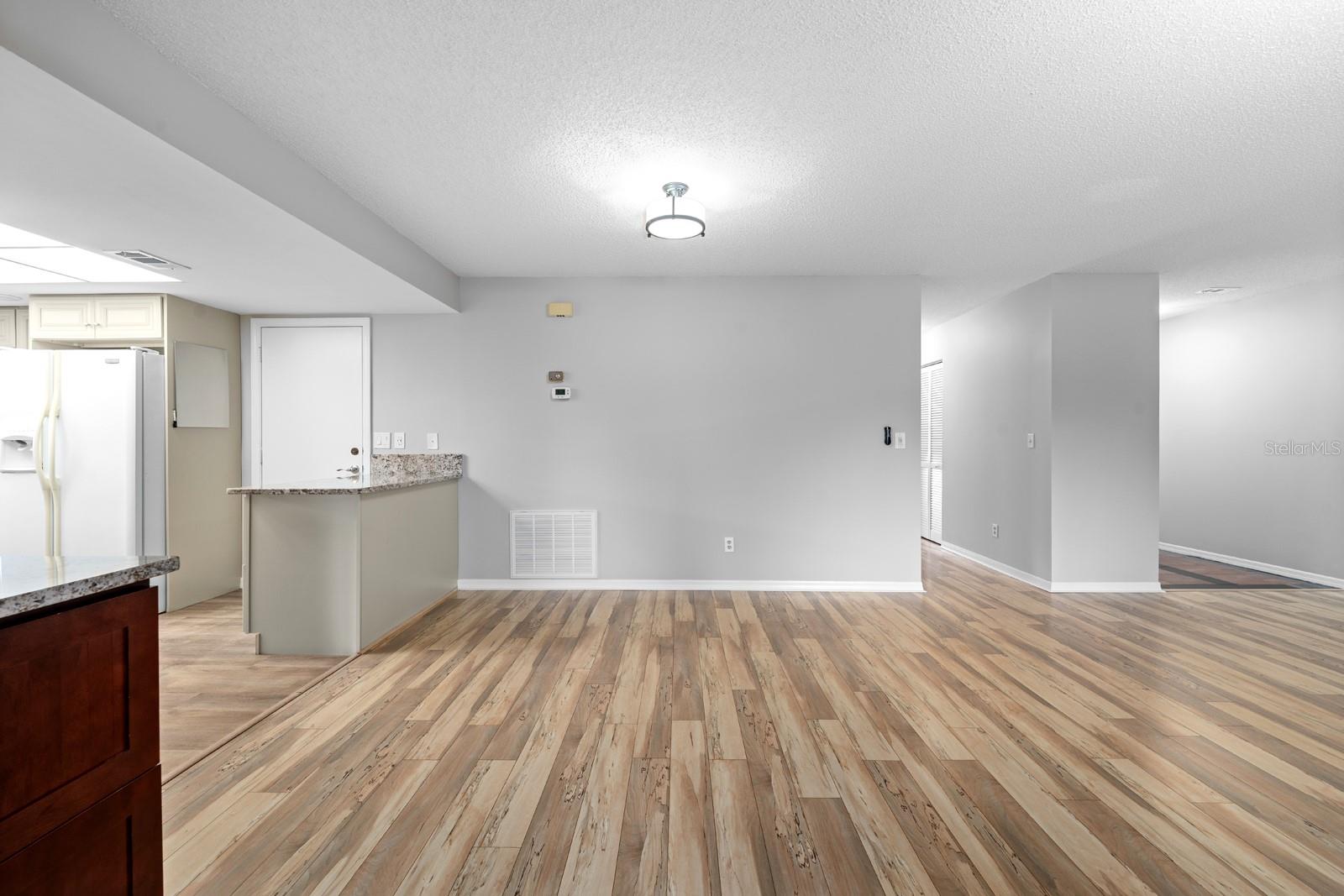1409 LANGLEY DR #1409 — photo 10