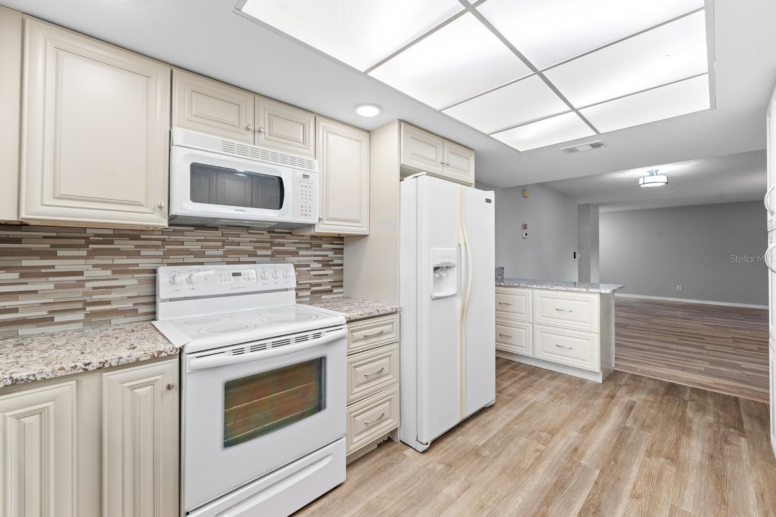 1409 LANGLEY DR #1409 — photo 14
