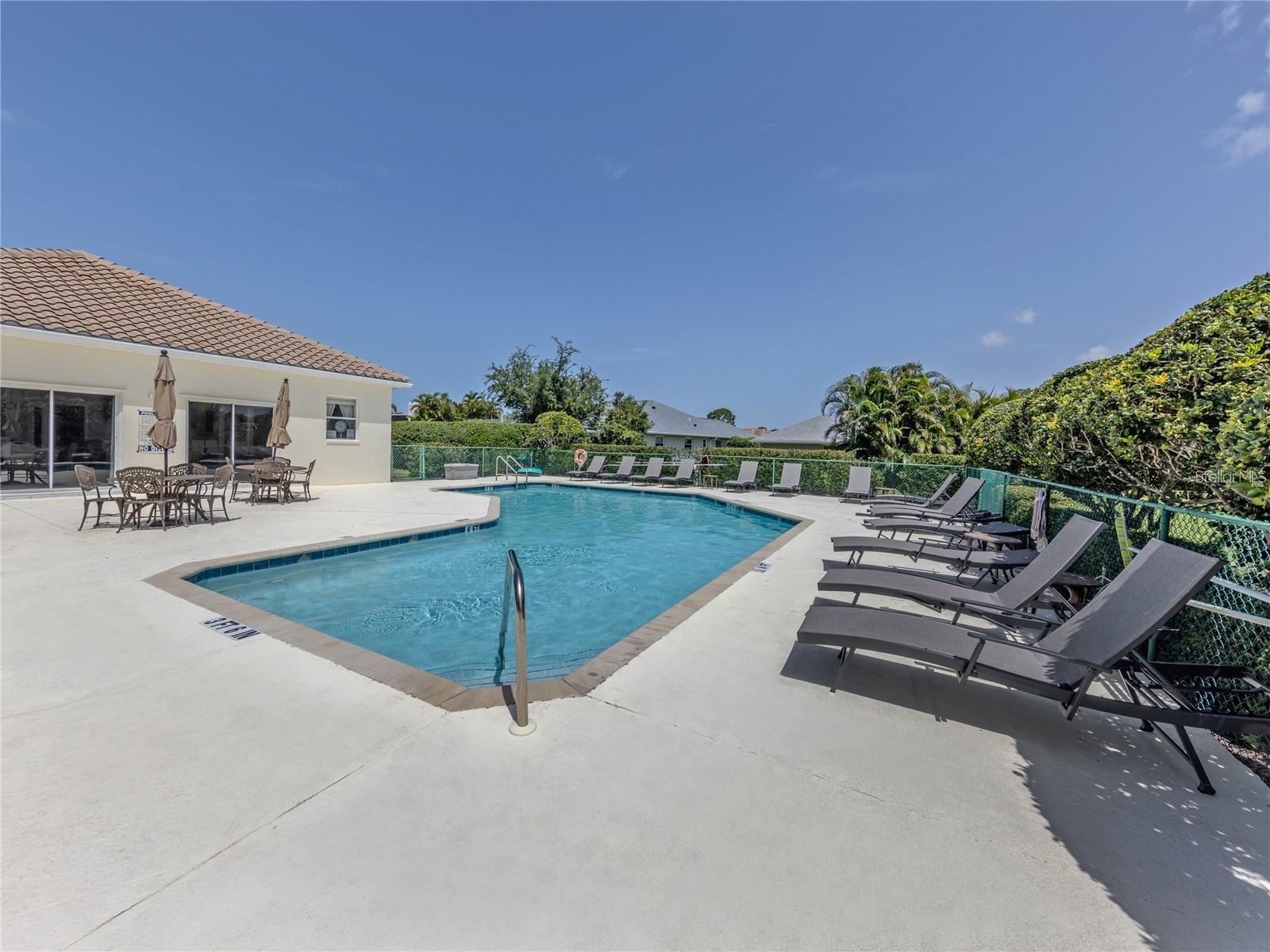5011 SEAGRASS DR — photo 70