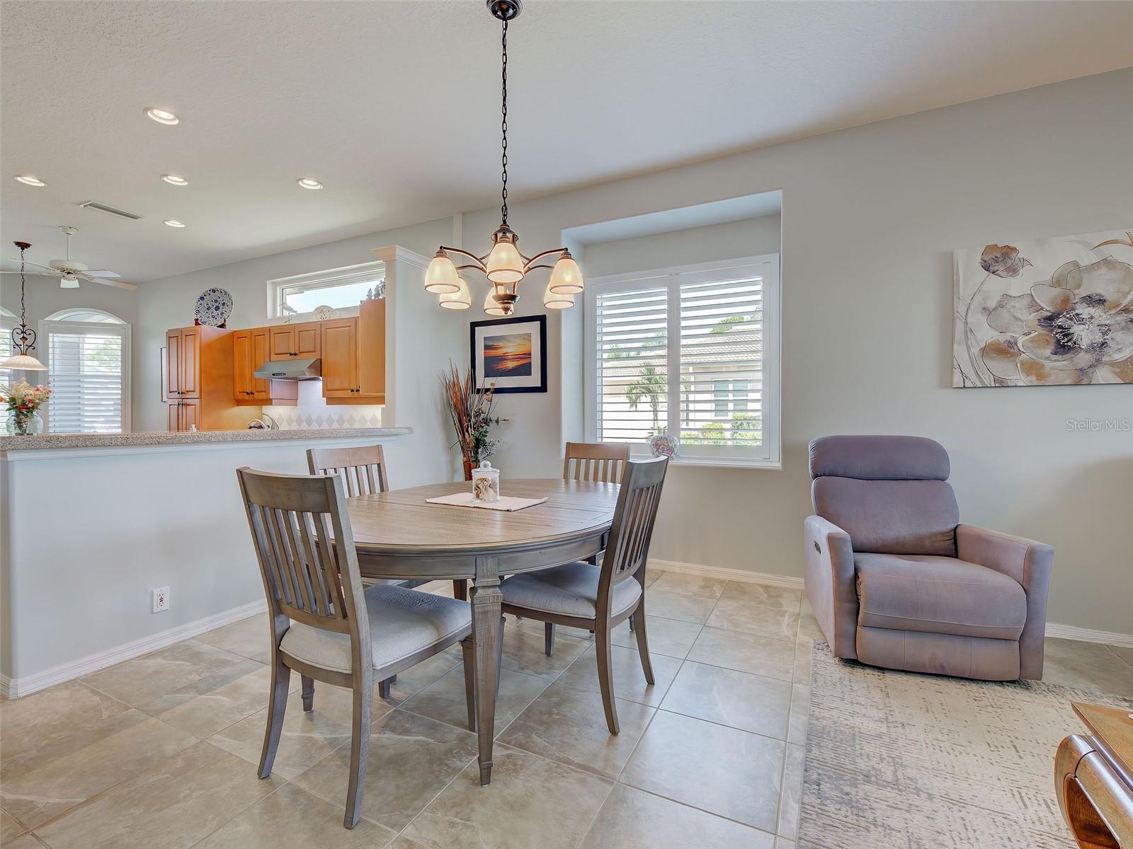 5011 SEAGRASS DR — photo 25
