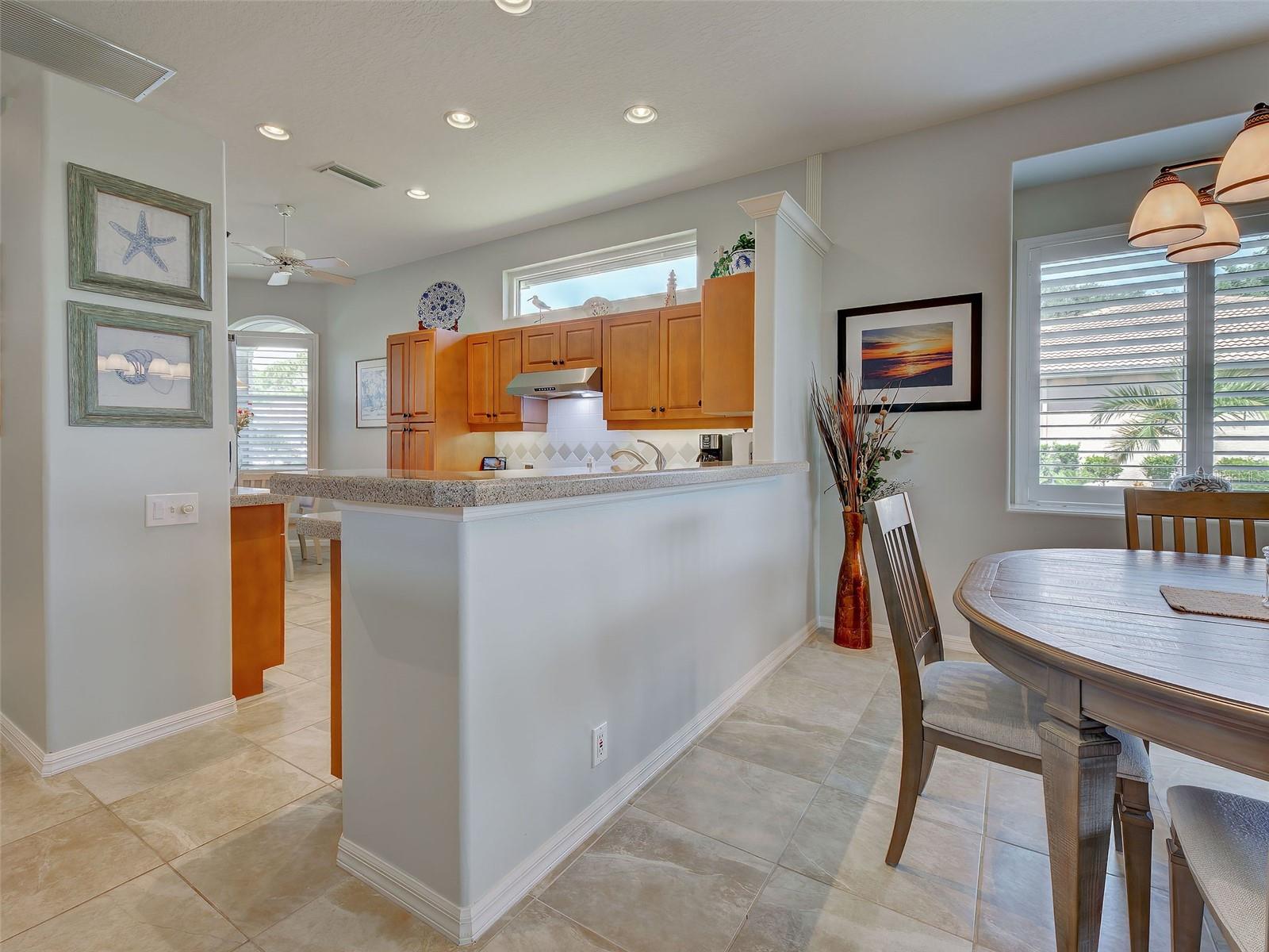5011 SEAGRASS DR — photo 23