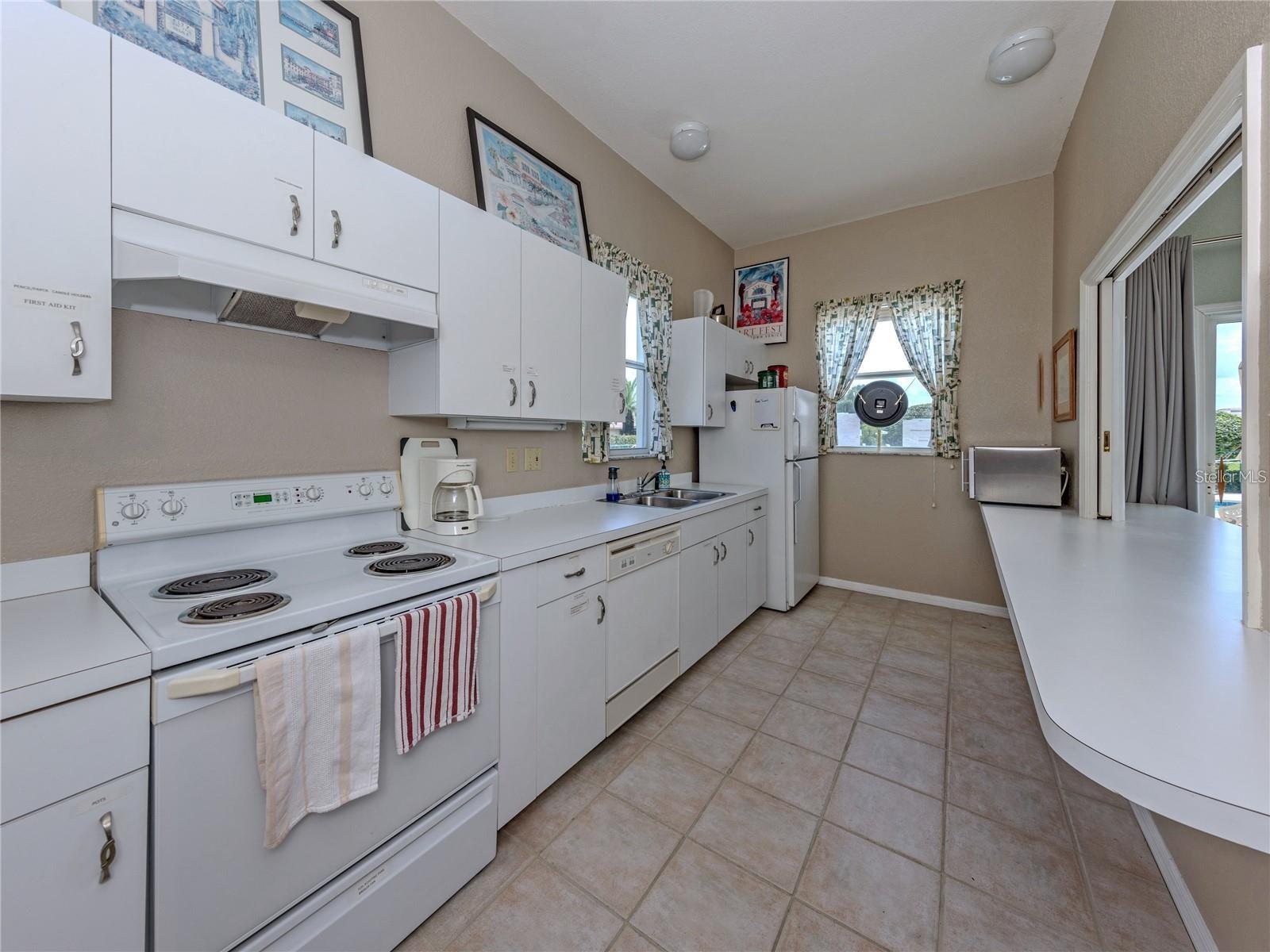 5011 SEAGRASS DR — photo 63