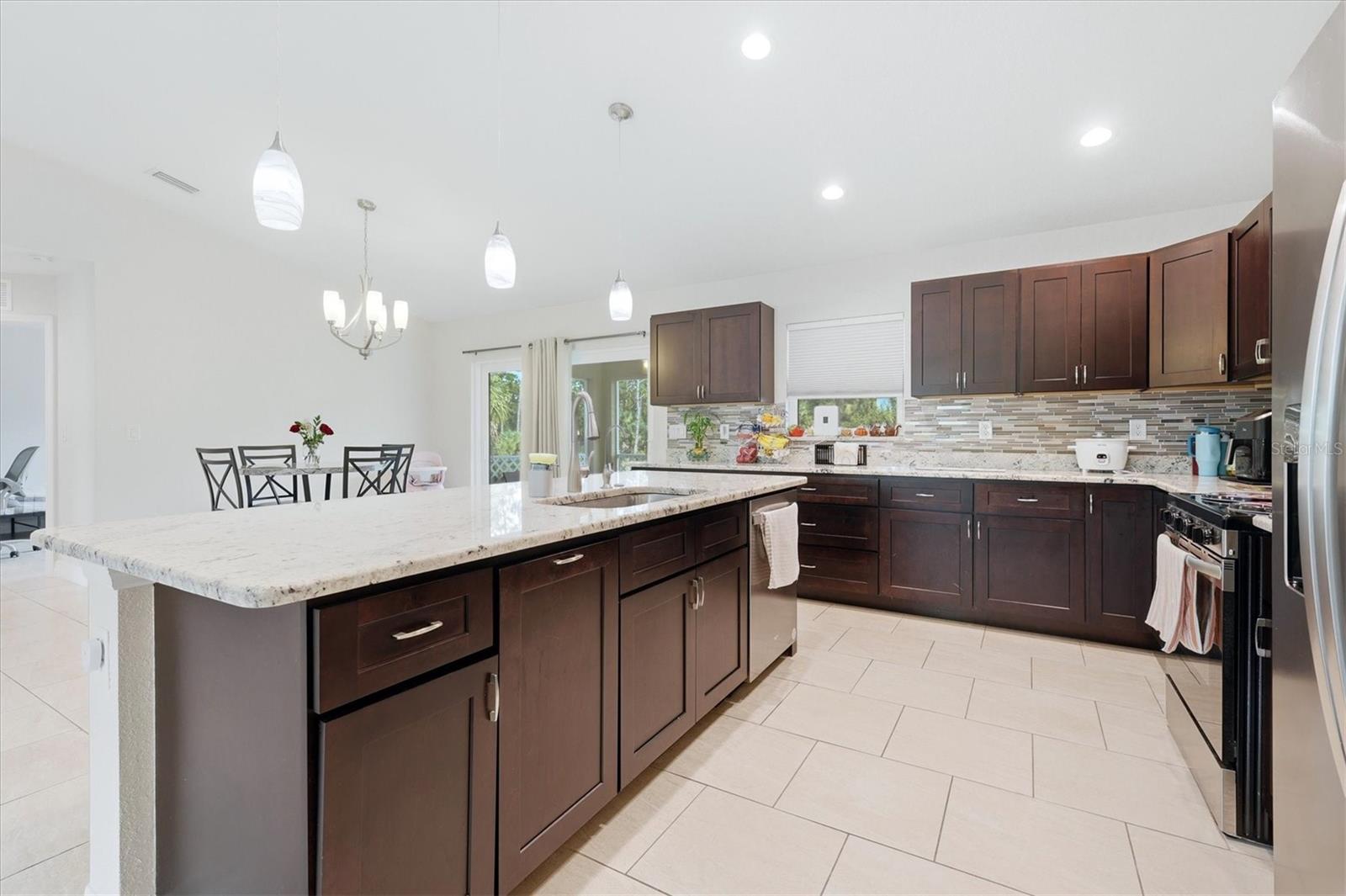 1458 RICHBRIAR DR — photo 16