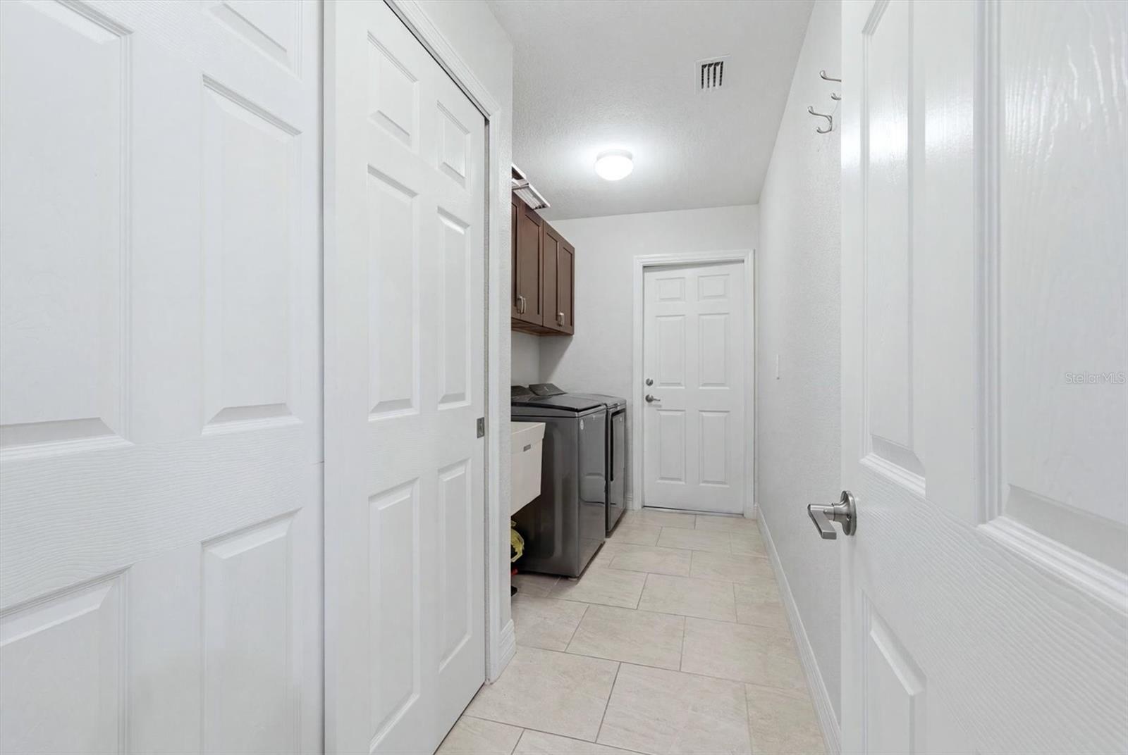 1458 RICHBRIAR DR — photo 26