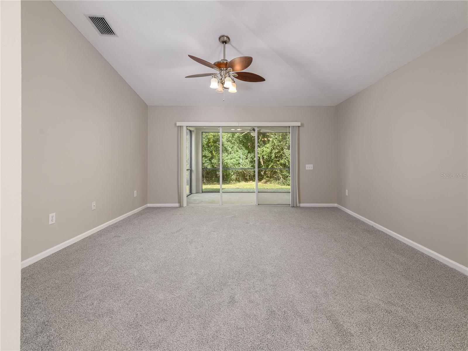 25342 LEXINGTON OAKS BLVD — photo 5