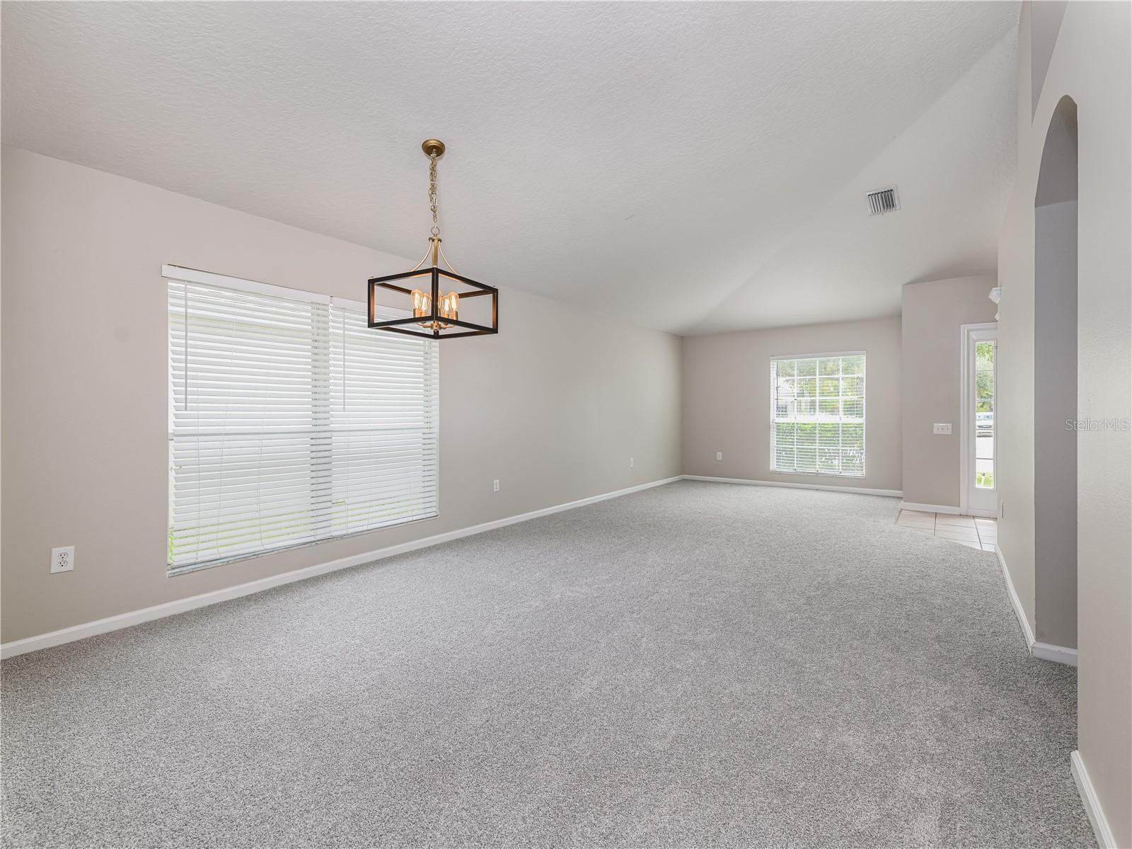 25342 LEXINGTON OAKS BLVD — photo 11