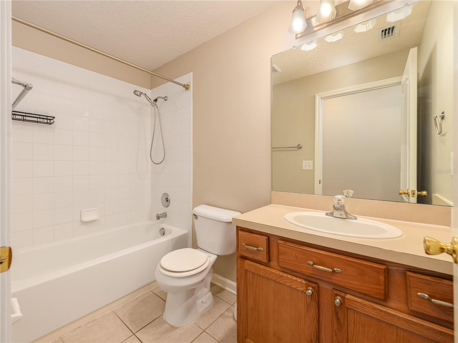 25342 LEXINGTON OAKS BLVD — photo 18