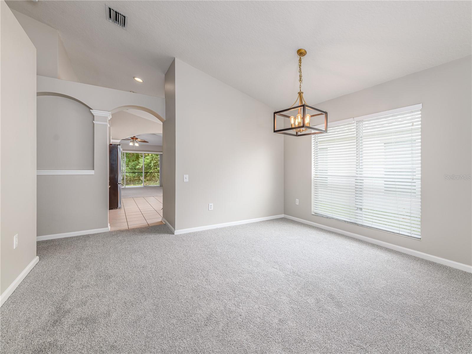 25342 LEXINGTON OAKS BLVD — photo 3