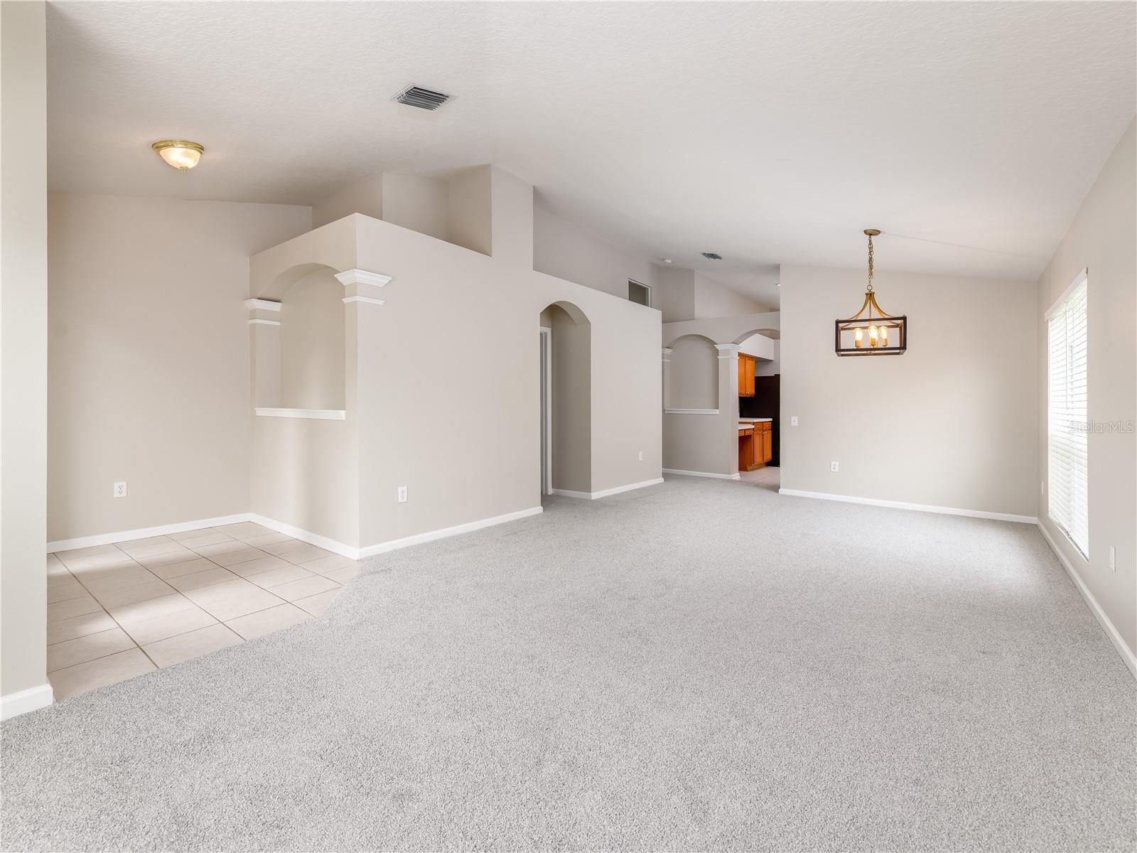 25342 LEXINGTON OAKS BLVD — photo 8
