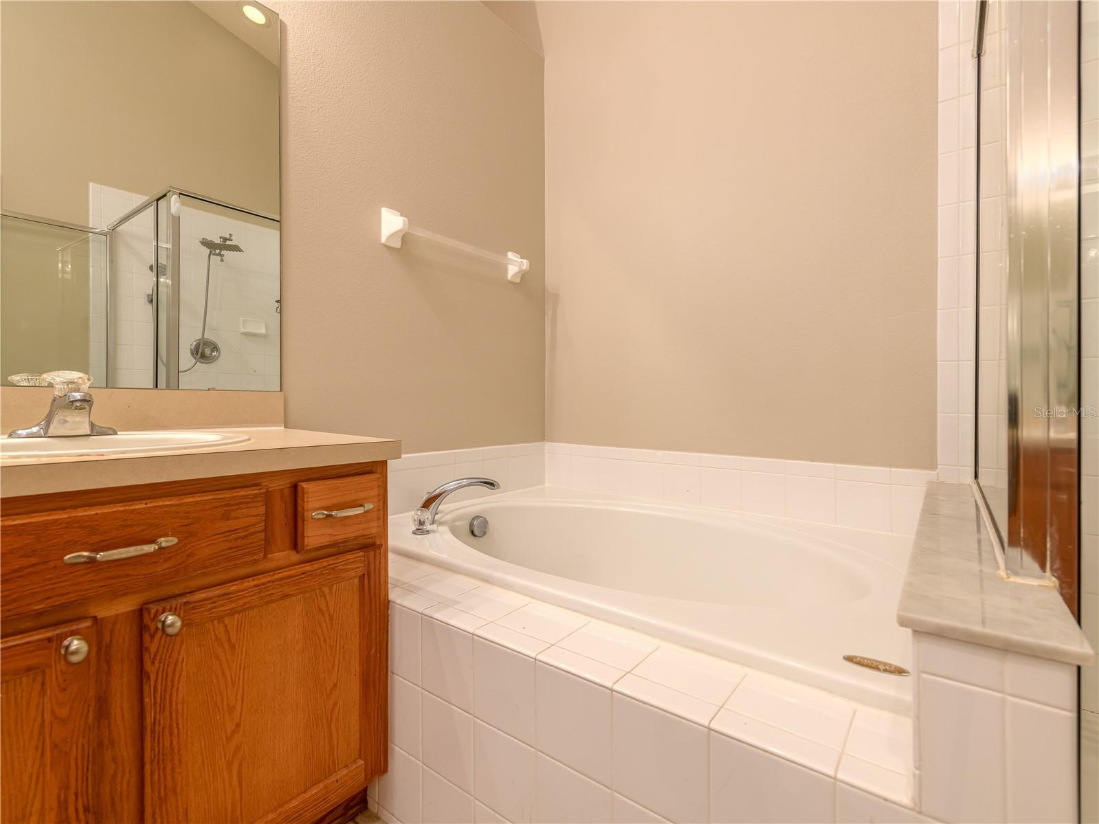 25342 LEXINGTON OAKS BLVD — photo 31