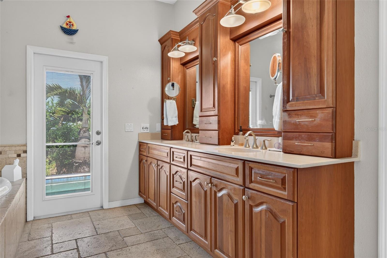 171 AMERICAS CUP BLVD — photo 28