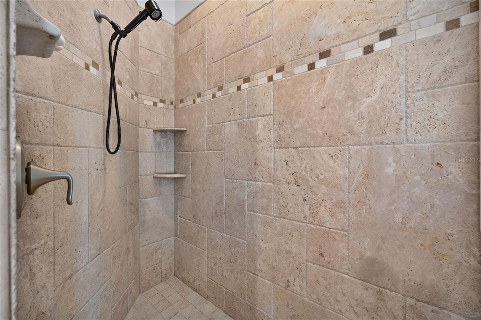 171 AMERICAS CUP BLVD — photo 32
