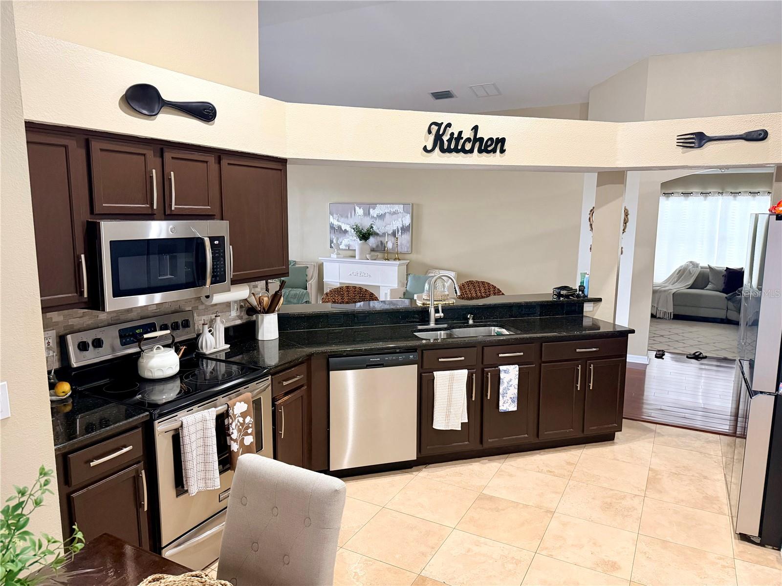 2830 MUSKY MINT DR — photo 10