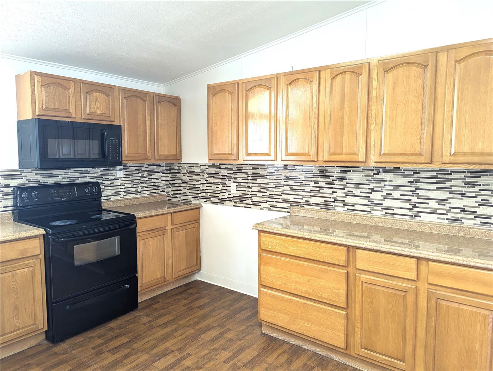 30517 CLEARVIEW DR — photo 24