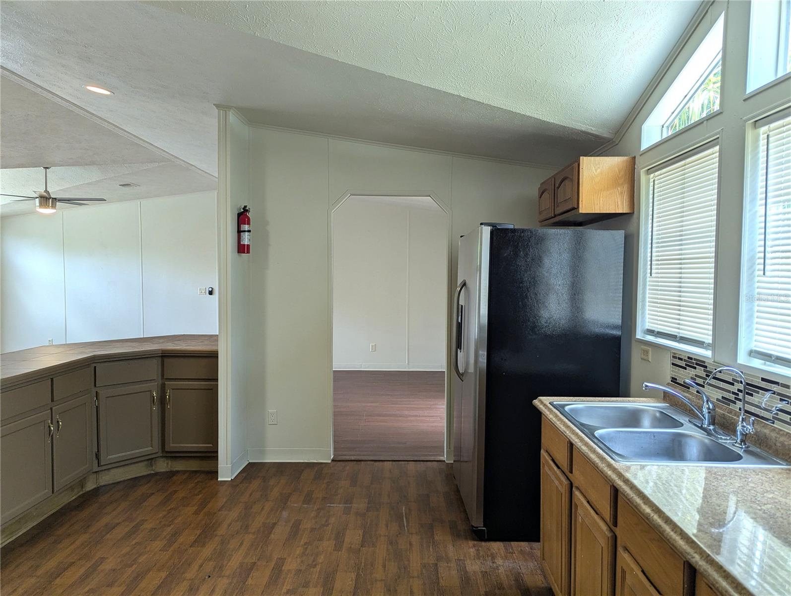 30517 CLEARVIEW DR — photo 25