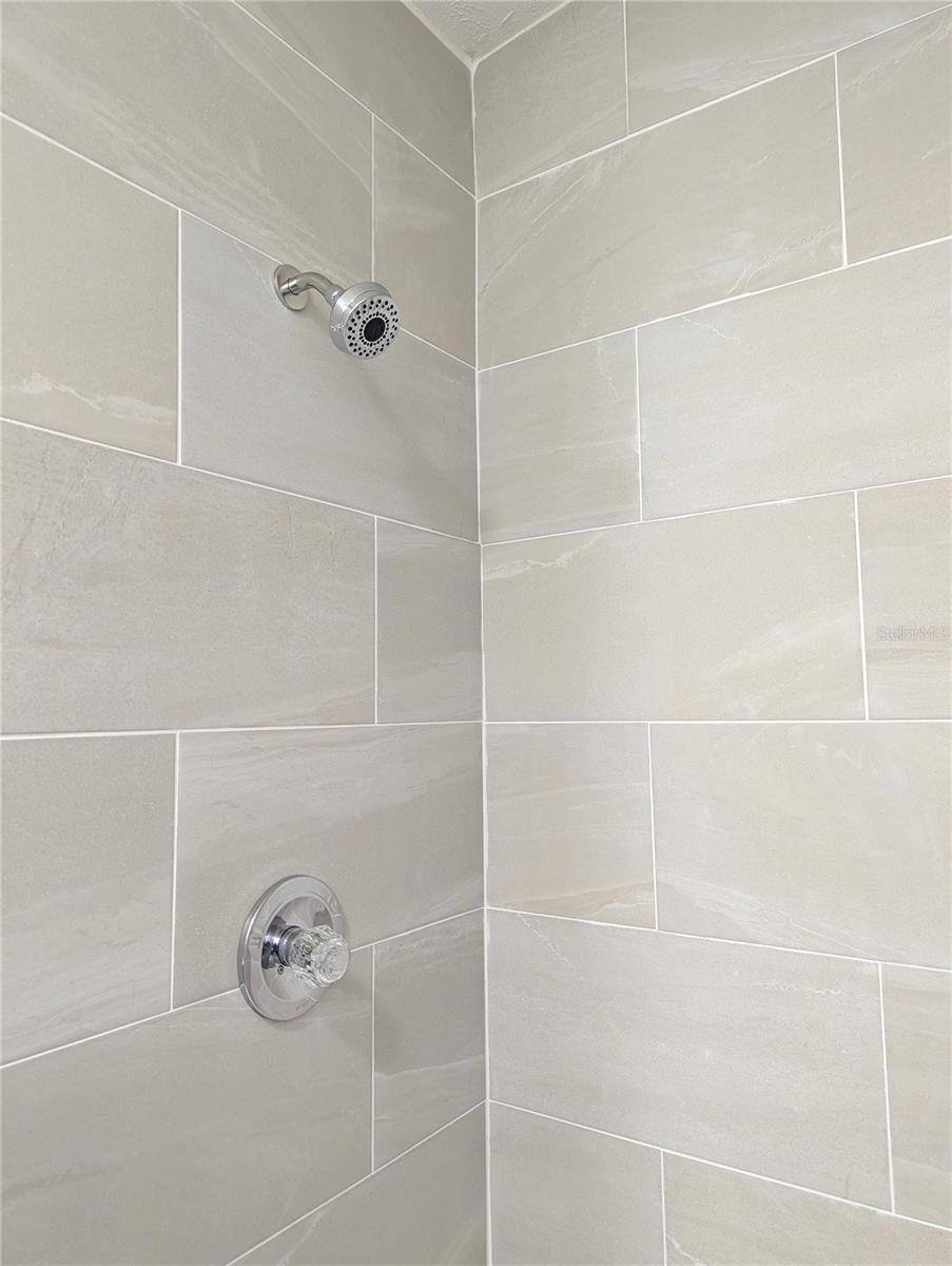 30517 CLEARVIEW DR — photo 37