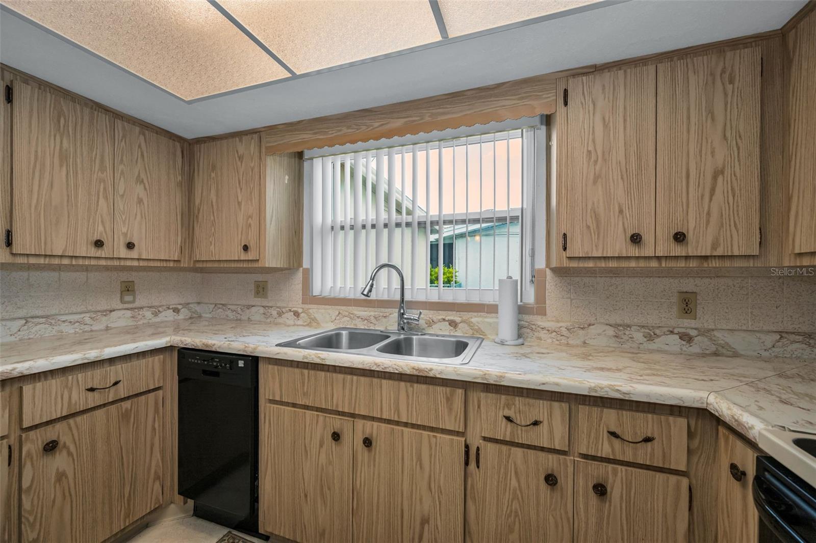 5834 EMBAY AVE — photo 23